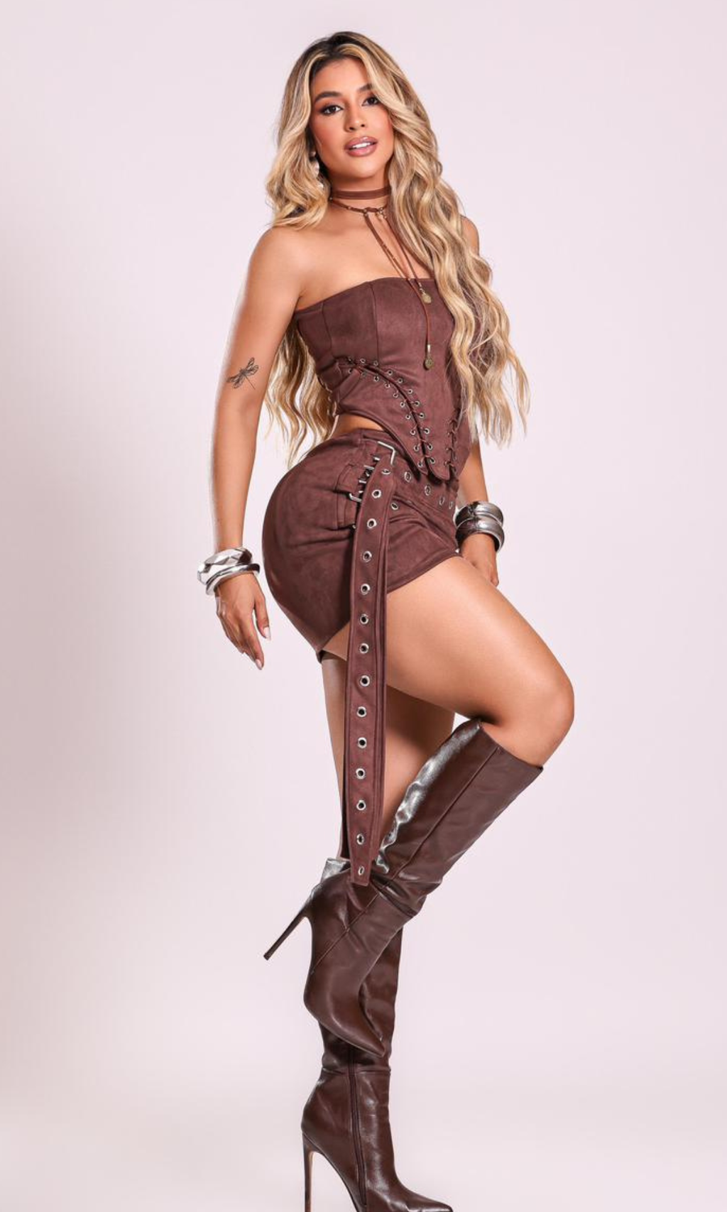 Conjunto Rebeca Avelã